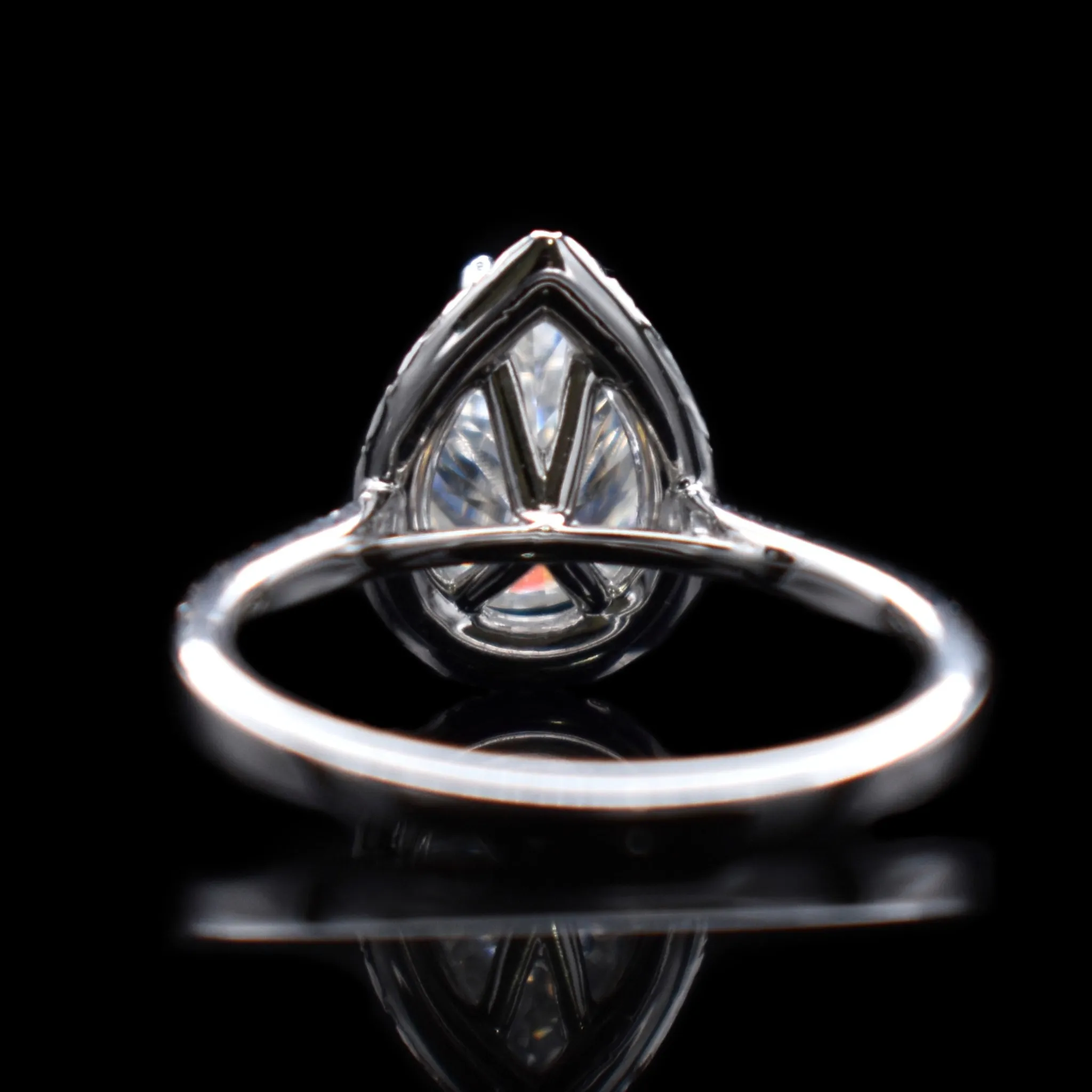 2ct White Sapphire Pear Shaped Halo With diamonds
