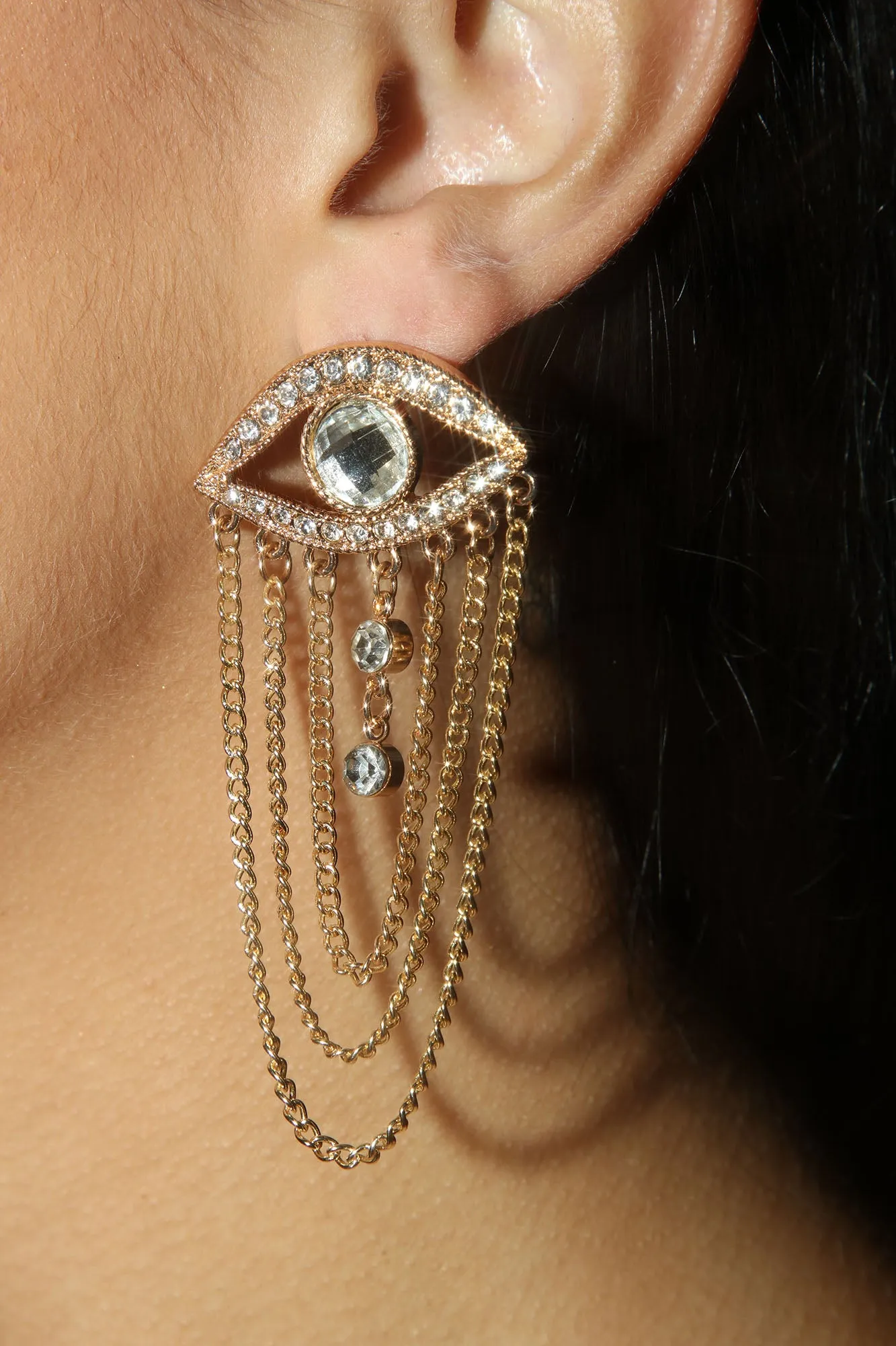 Always Eye Catching Chandelier Earrings - Gold