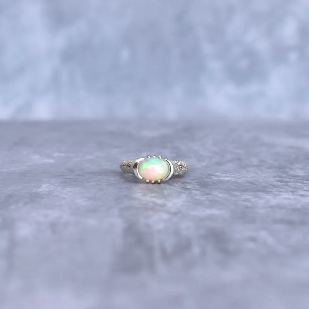 Aura - Opal Ring