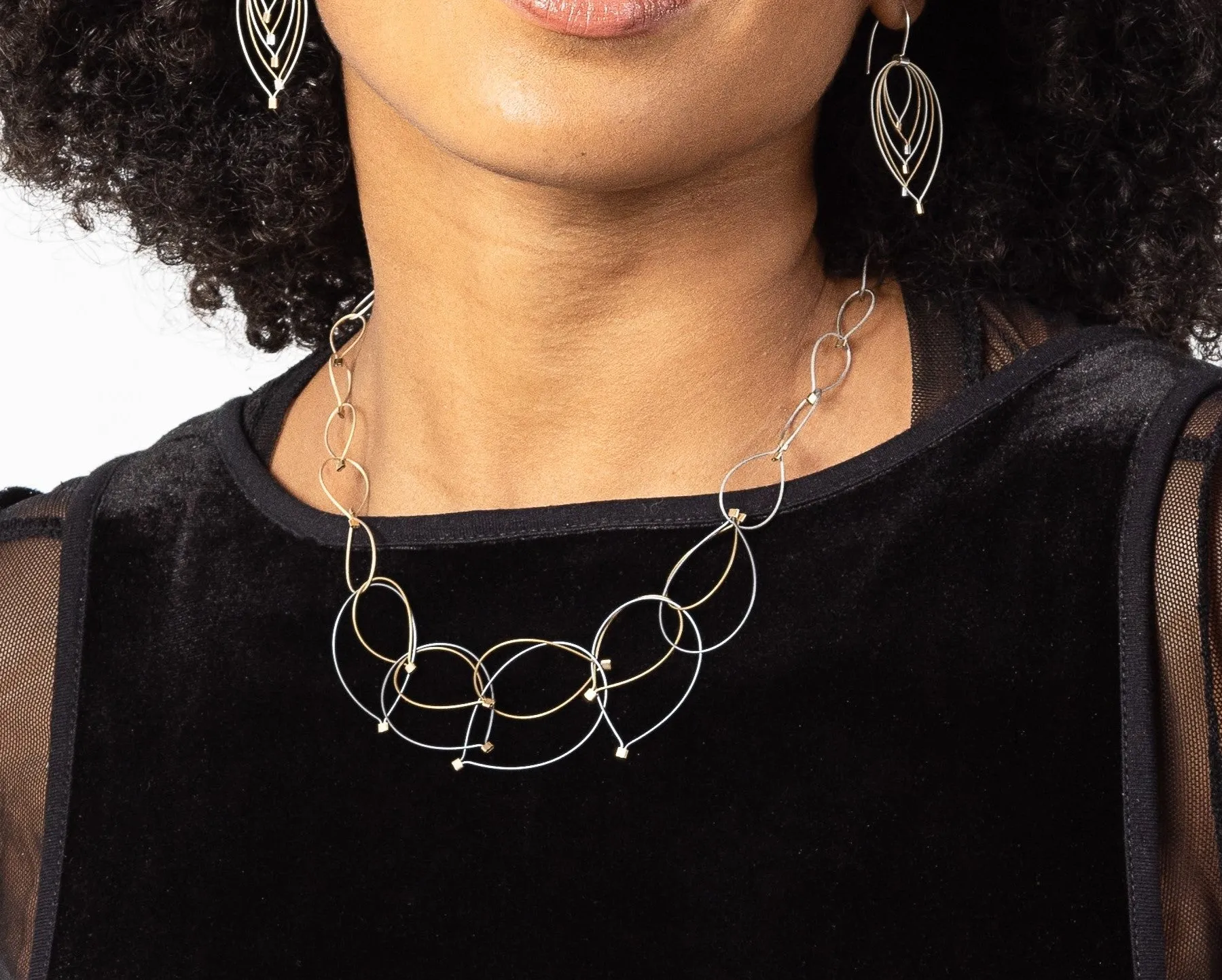 Feather Teardrop Chain Necklace