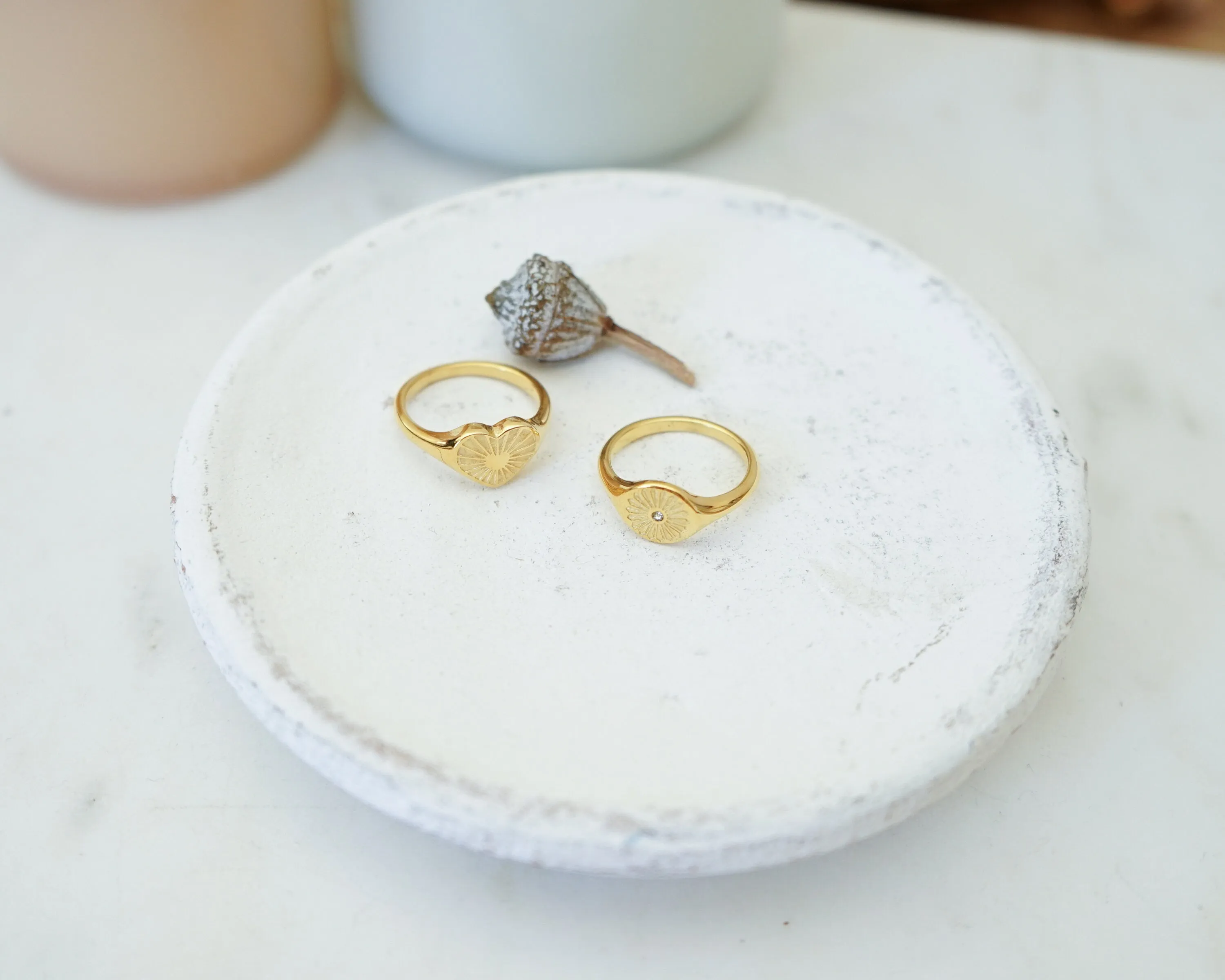 Gold Flower Heart Sun Rays Signet Ring