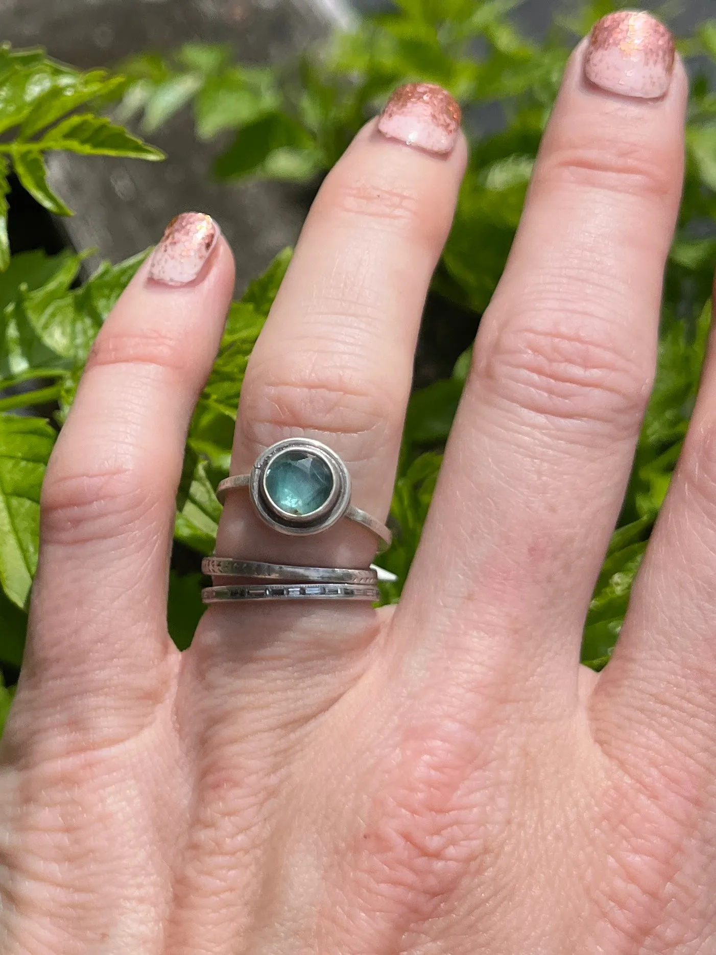 Green Kyanite Round Ring
