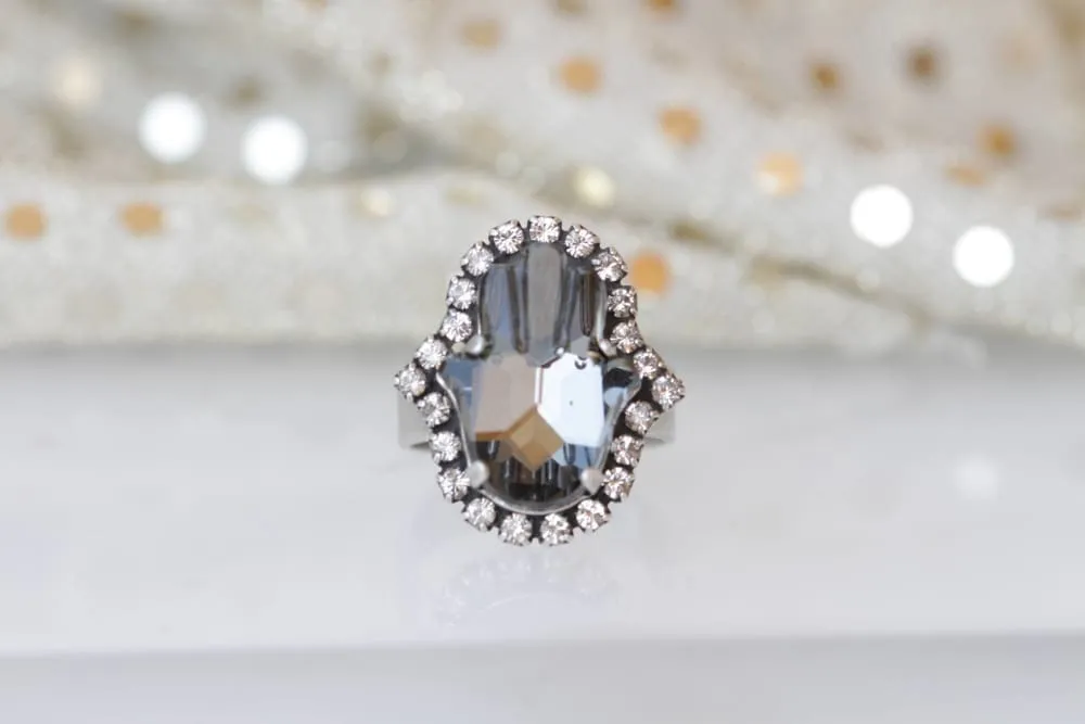 GREY HAMSA RING