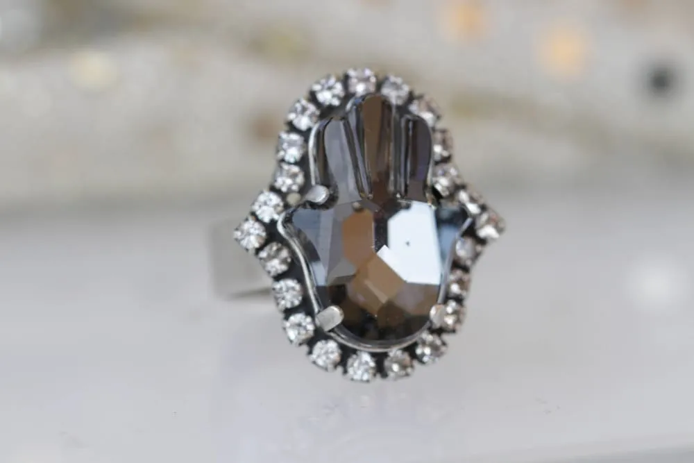 GREY HAMSA RING