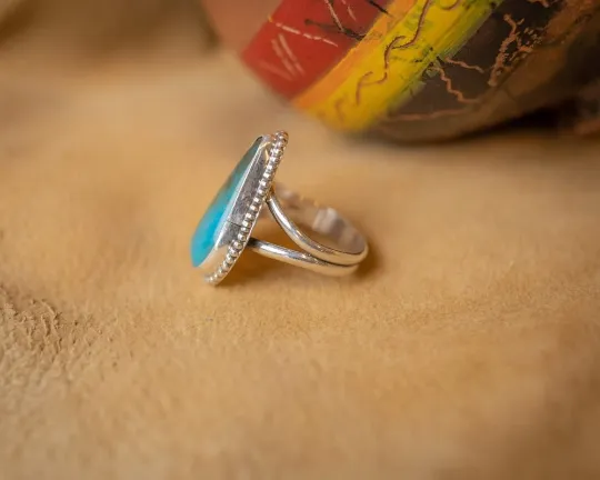 Native American Elongated Teardrop Turquoise Southwestern Style Ring - 925 Sterling Silver Rings