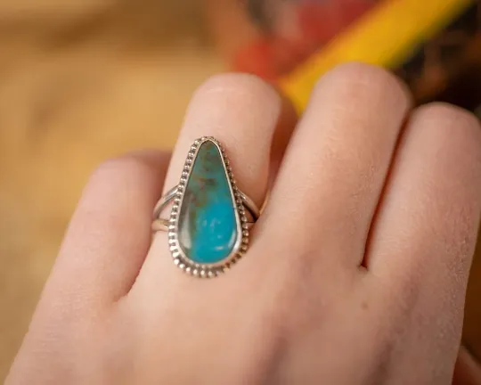 Native American Elongated Teardrop Turquoise Southwestern Style Ring - 925 Sterling Silver Rings