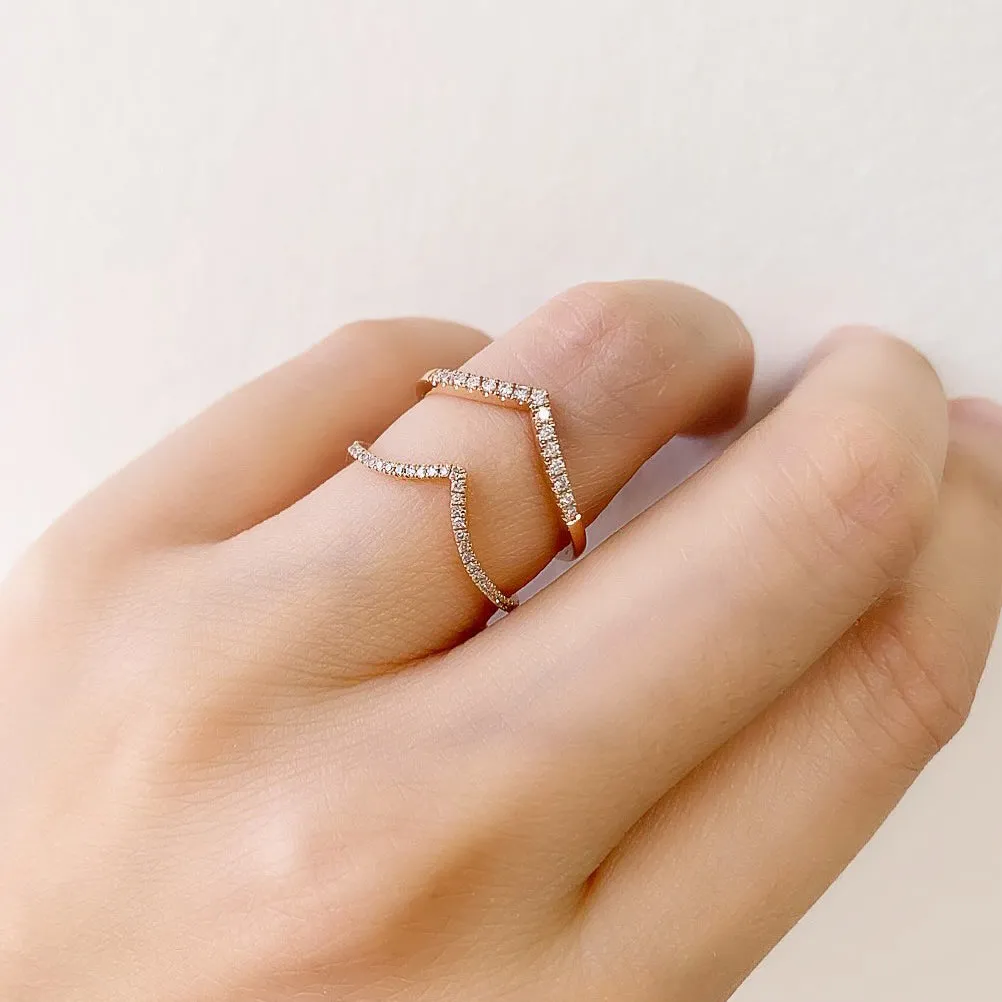 Petite V Halfway Band