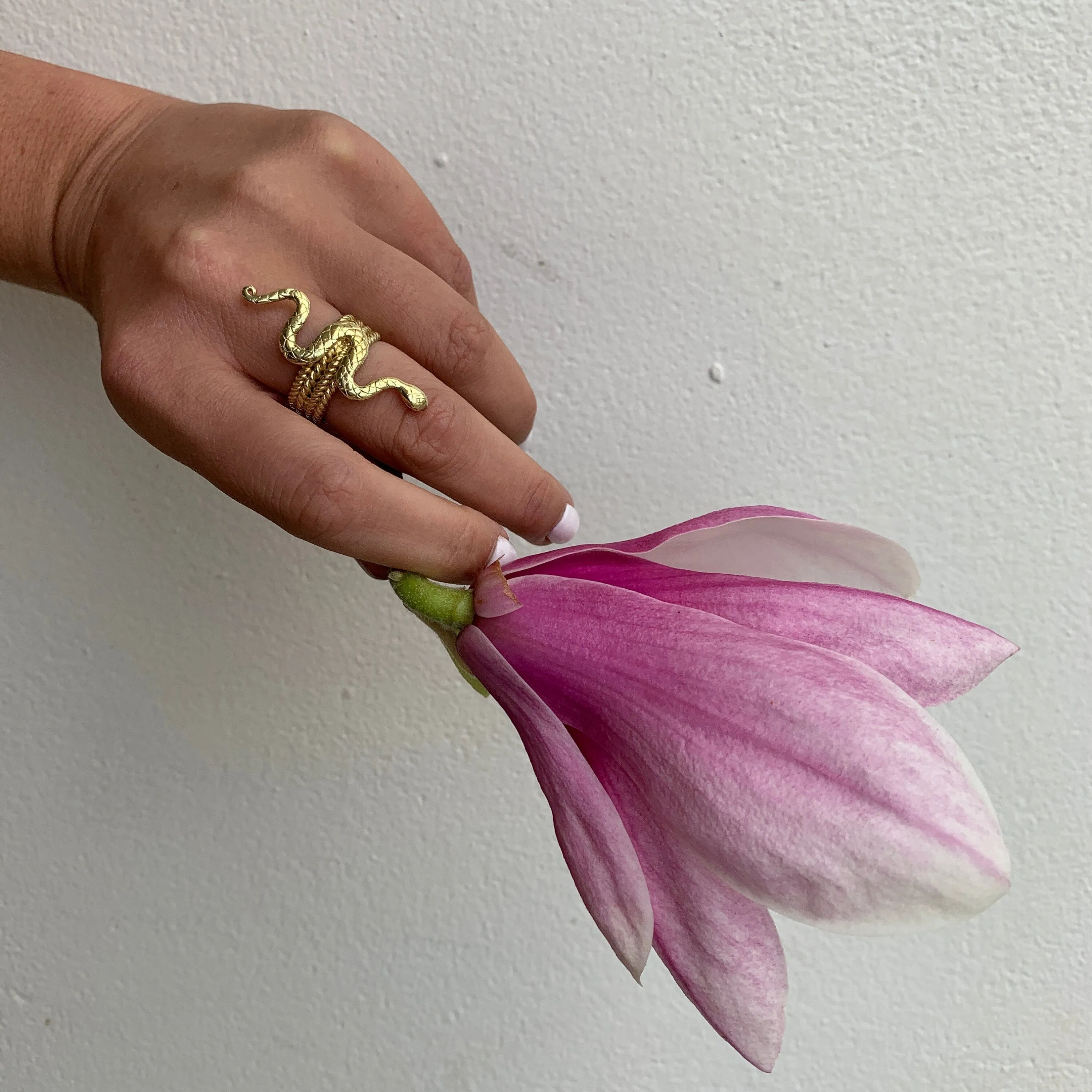 Serpent Gold Ring