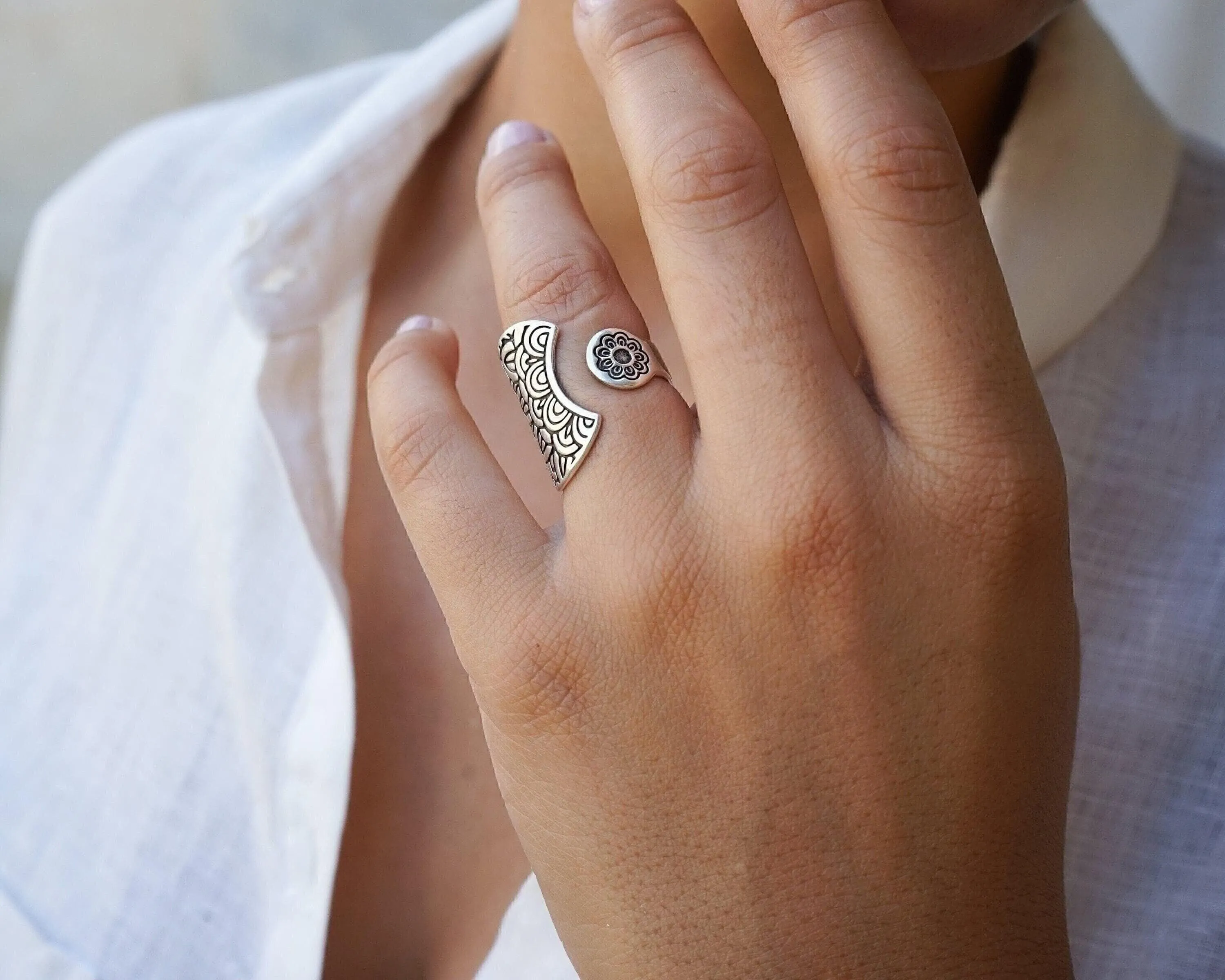 Silver Mandala Flower Ring