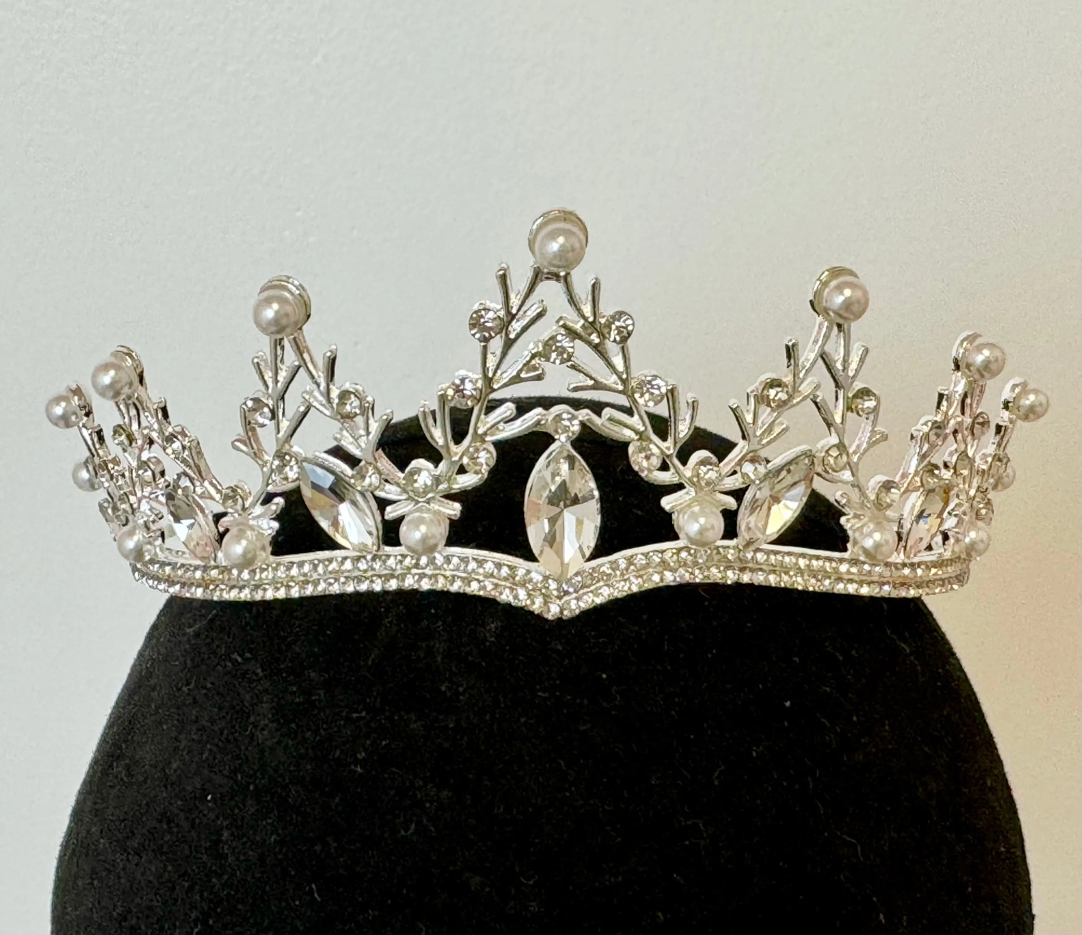 Tiara - Crystal and Silver Elegance