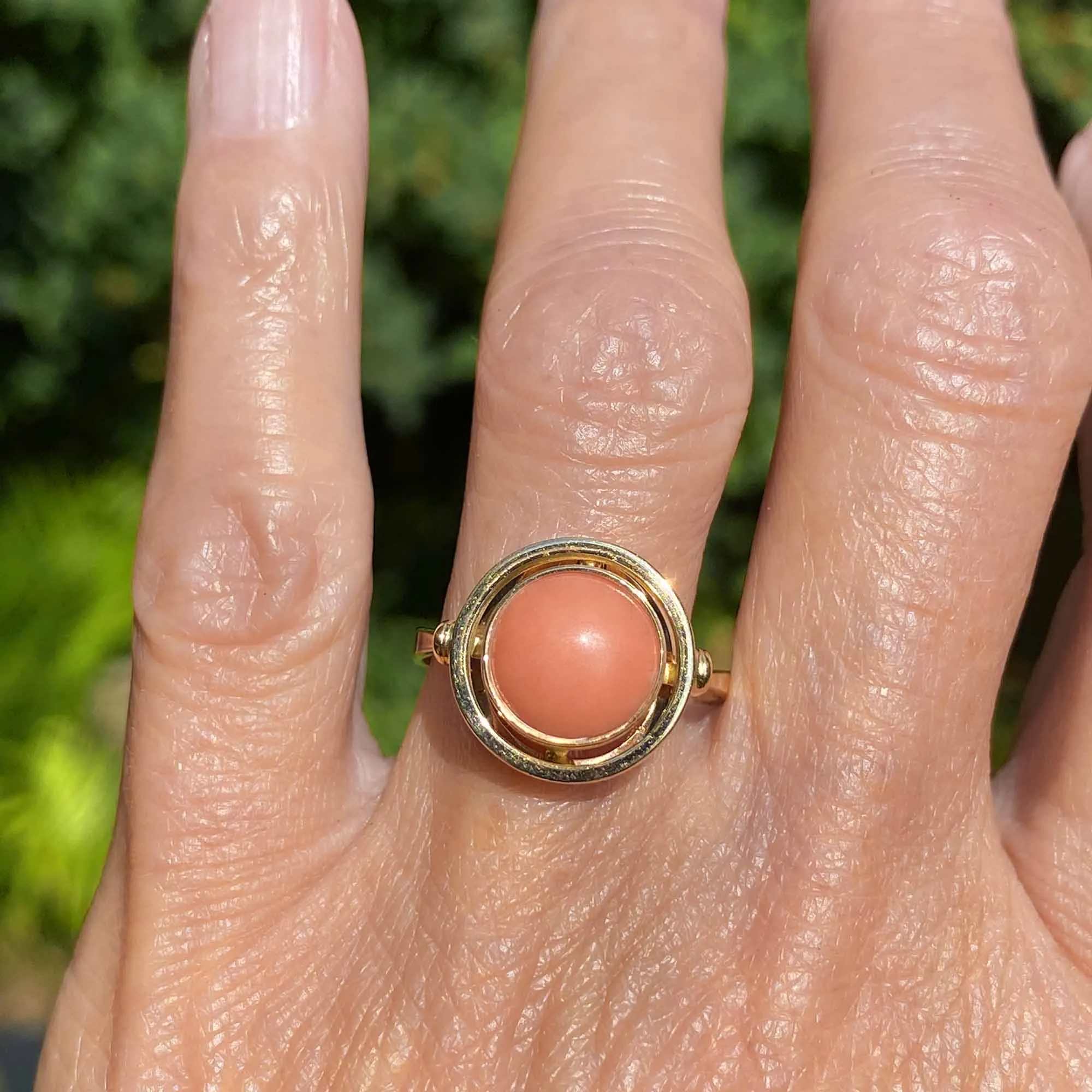 Vintage Russian 14K Gold Cabochon Coral Ring