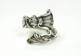 Vintage Wallace Romance of The Sea Sterling Silver Spoon Ring with Shell and Ocean Waves